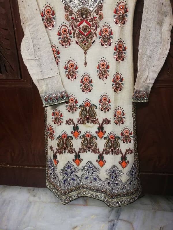 chiffon fabric suit 3 pc urgent sale plz call 1