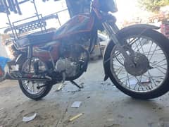 Honda 125 2022.