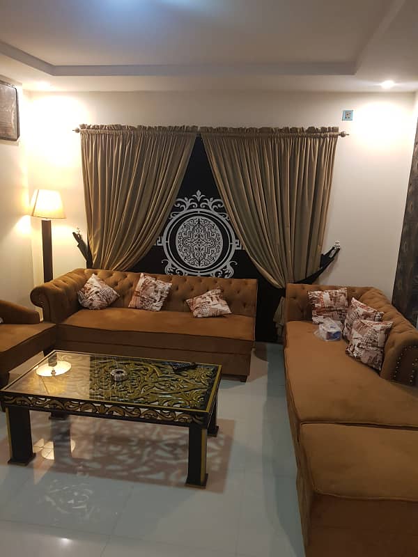 Par Day short time One BeD Room apartment Available for rent in Bahria town phase 4 and 6 empire Heights 2 Family apartment 3