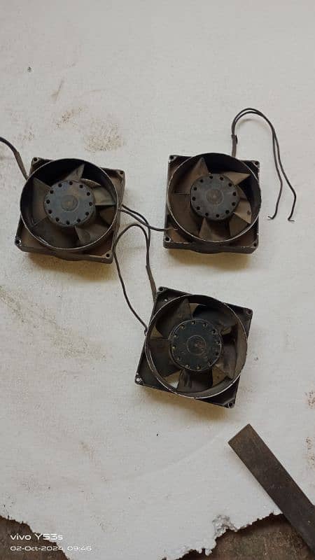 220 volt Small exhaust fan 2