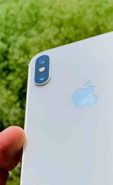 iPhone XS Max 4