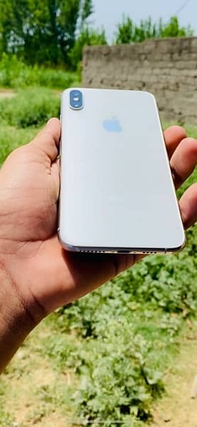 iPhone XS Max 6