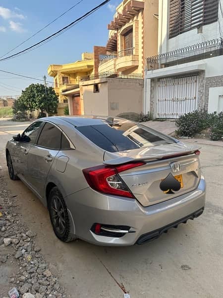 Honda Civic Oriel 2019 5