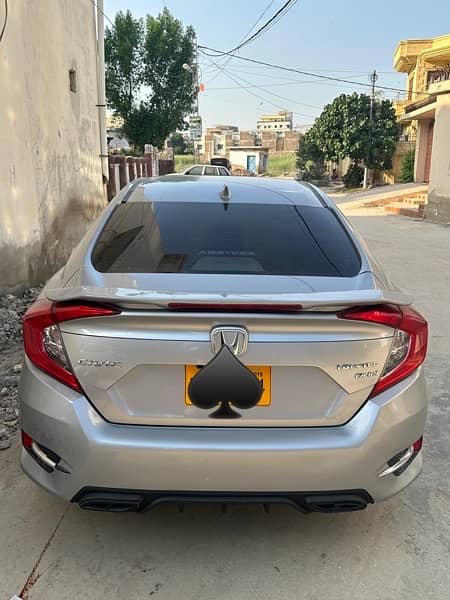 Honda Civic Oriel 2019 7