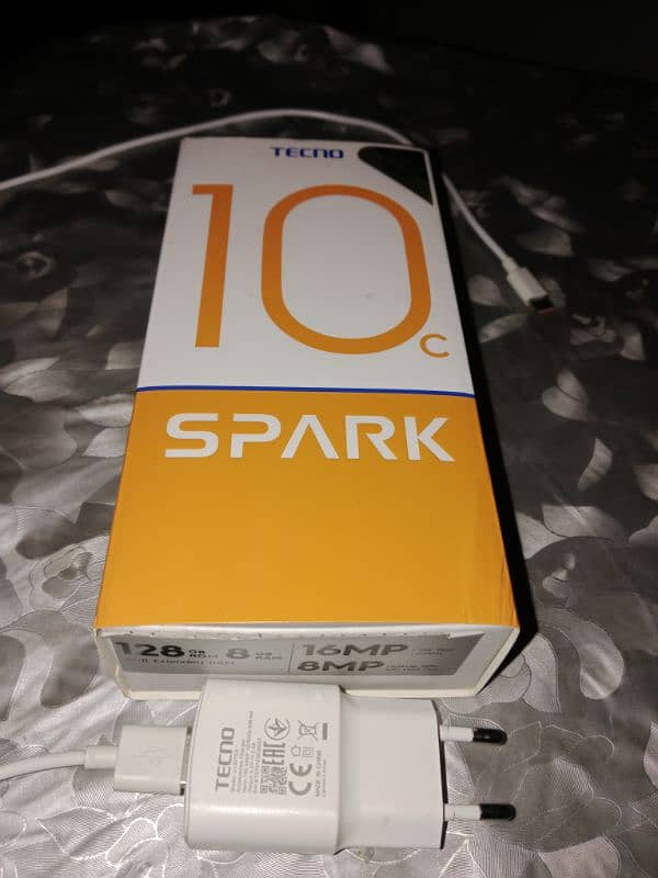 Tecno Spark 10c full box 1