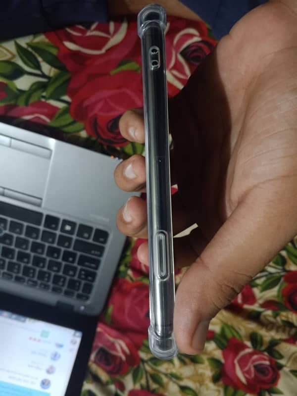 iPhone X (PTA proved 4