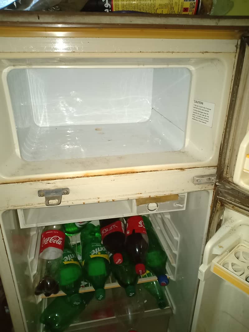 Japanese national medium size refrigerator 1