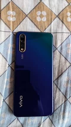 vivo s1 8/256 gb