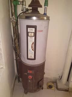 Geyser Fischer 25 Deluxe (Gas + Elect)