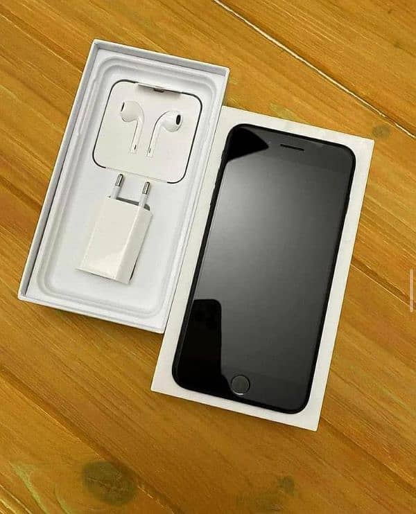 iPhone 7 Plus Mate Black 128GB Condition 10/10 2