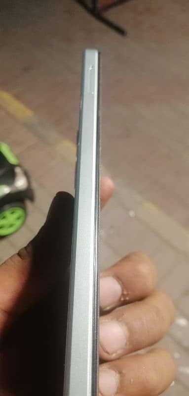 vivo y18 just 2 months use 4