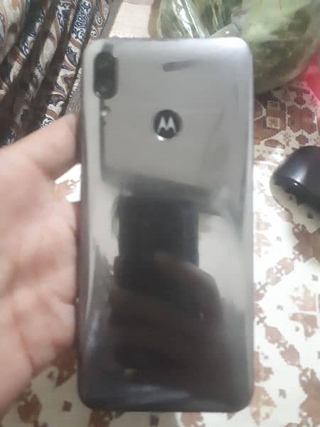 moto e6plus 4/64 baki all ok panel break ha side se 1