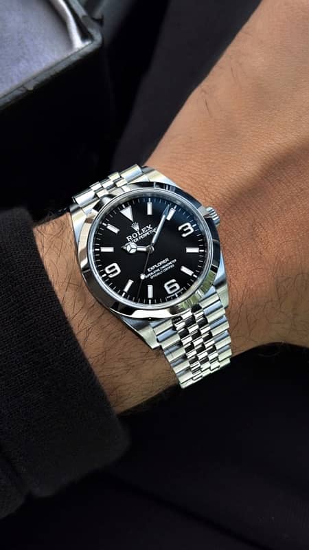 Rolex Explorer 39mm 214270 only watch 0