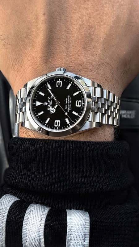 Rolex Explorer 39mm 214270 only watch 2