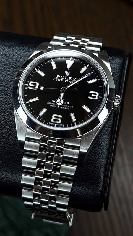 Rolex Explorer 39mm 214270 only watch 3