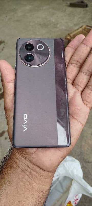 Vivo v30e 4