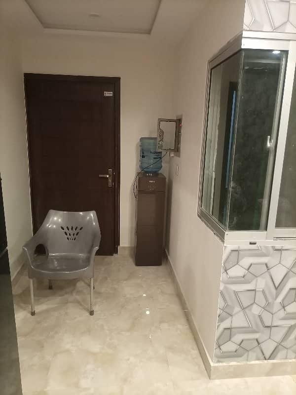 2 BEDROOMS FULLY LUXURY AND FULLY FURNISH IDEAL LOCATION EXCELLENT FLAT FOR RENT IN BAHRIA TOWN LAHORE 13