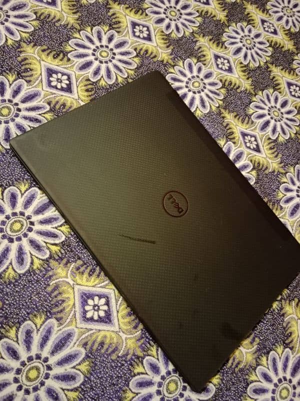 Dell Latitude 7370 3