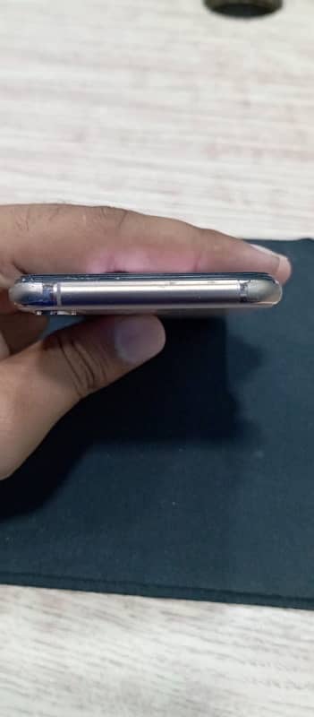 iphone xs official pta prove 4