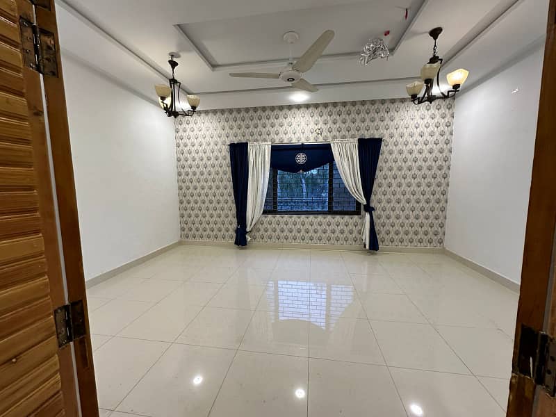 Upper Portion Available For Rent 13