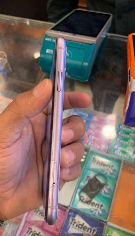 iphone 11 64gb factory unlocked water pack 4