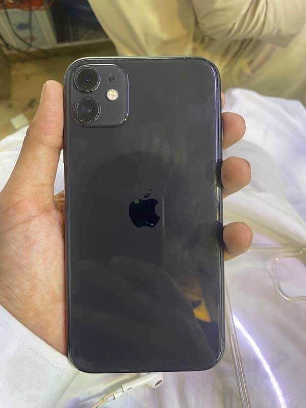 iPhone 11 64 GB non pta 2