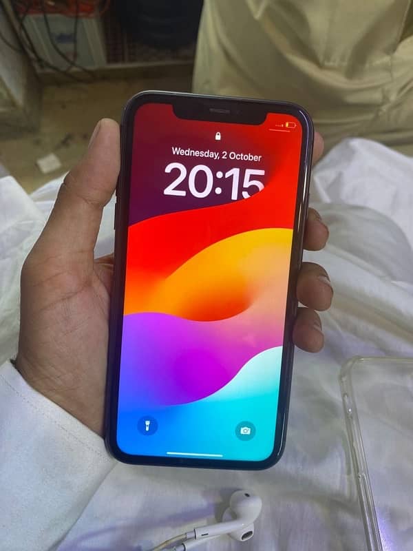 iPhone 11 64 GB non pta 3