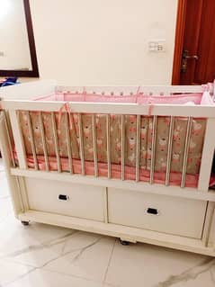 Almost New Baby Crib (Cart) – with free bedding and matress