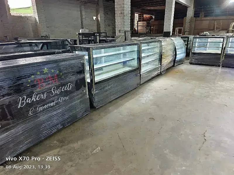 bakery display counter for sale / Sweet counter/ cake chillar 1