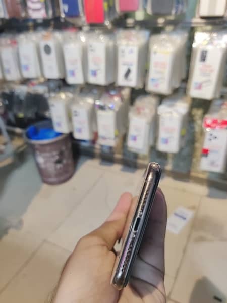 iPhone Xsmax dual pta with box 64gb 3