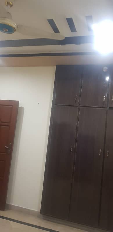 Neat Clean House Is Available For Rent 7