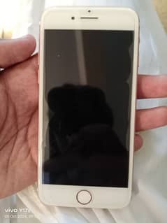 I phone7 for sale urgent Jv 32 Good condition 03289565865