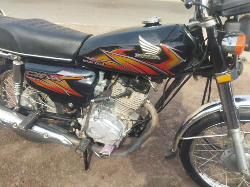 Honda cg125 2021 in great condition 6