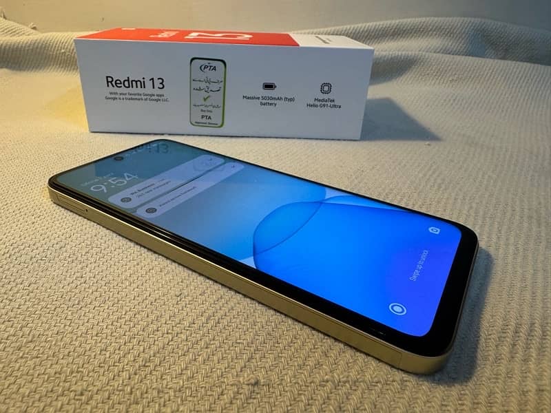 Redmi 13 Sandy Gold Complete box 3