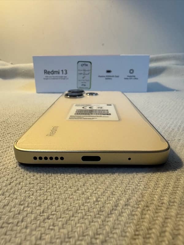 Redmi 13 Sandy Gold Complete box 5