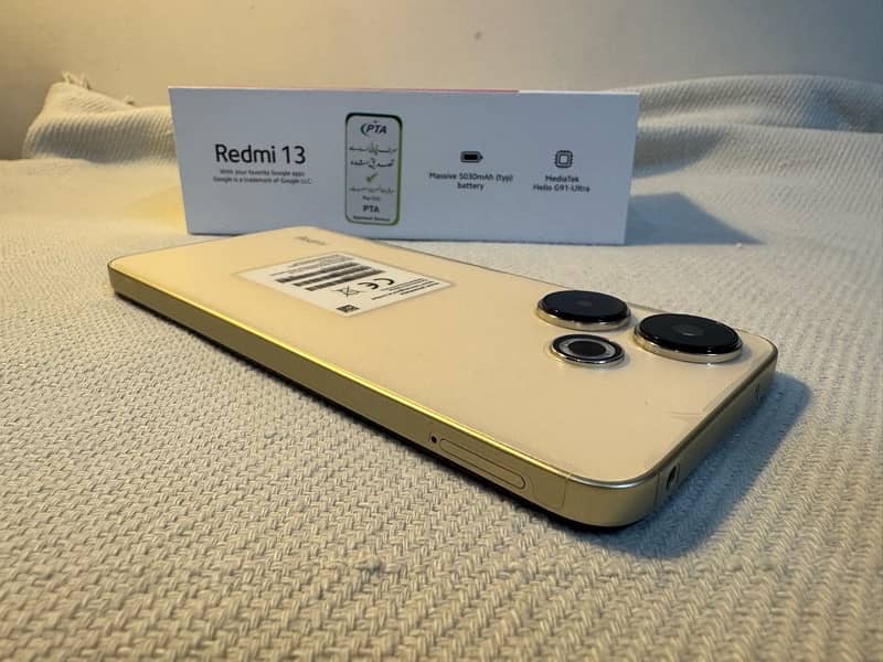 Redmi 13 Sandy Gold Complete box 6