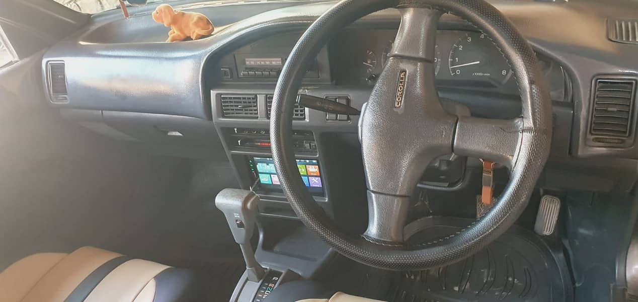 Toyota Corolla  1988 5