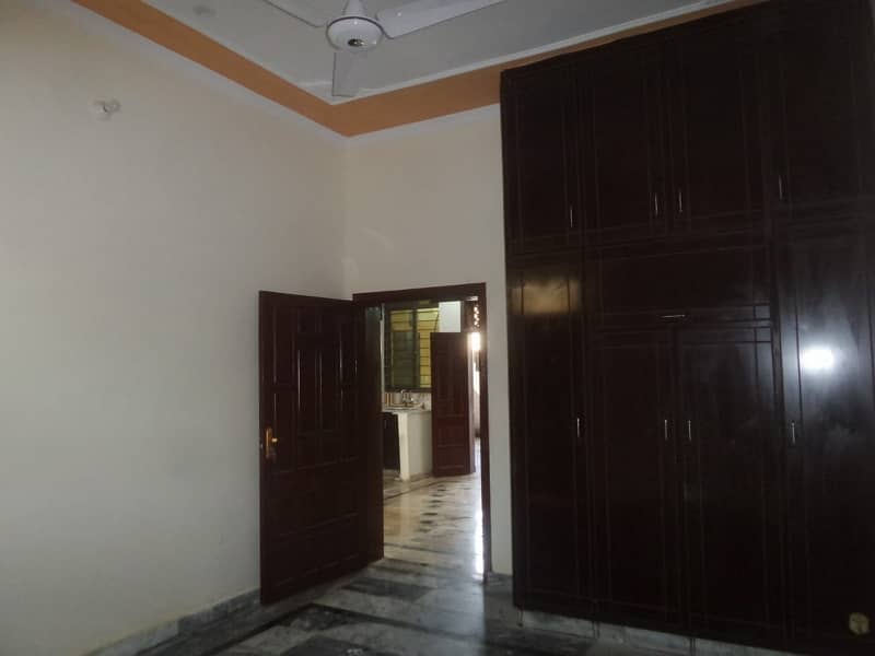 A Well Designed Upper Portion Is Up For rent In An Ideal Location In D-12 4