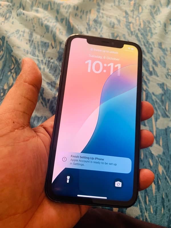 iphone 11 64 Gb Dual Sim PTA Approved condition 8/10 1