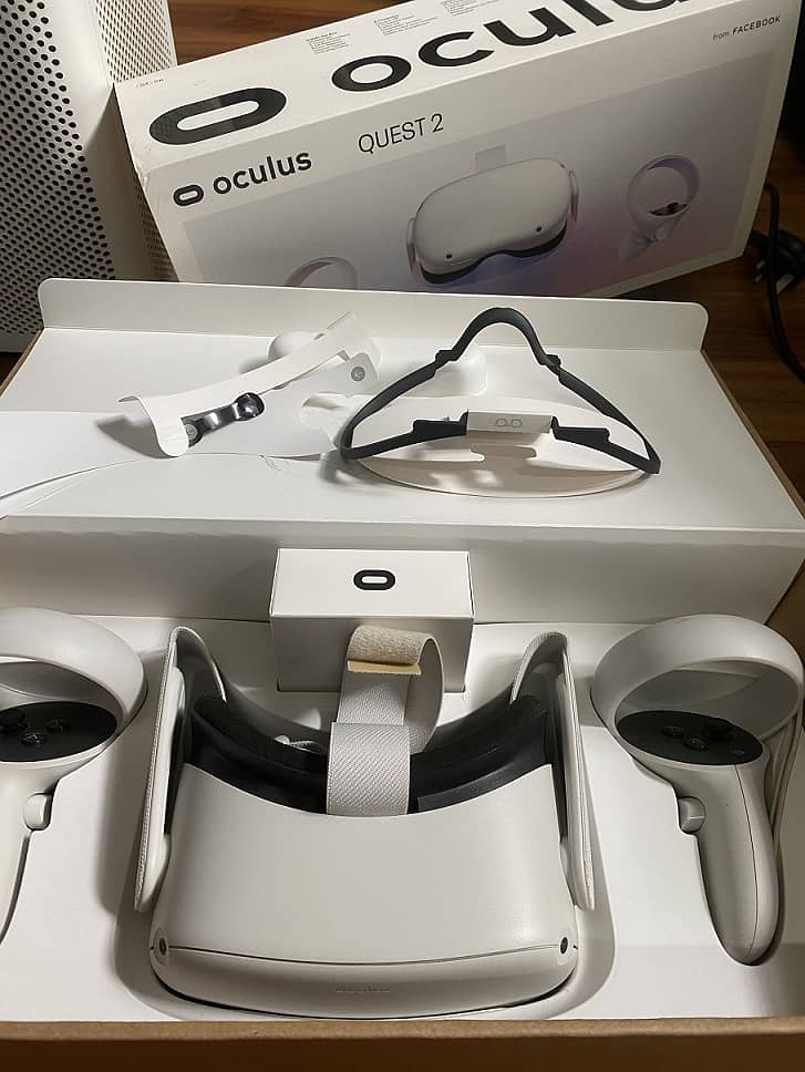 Oculus Quest 2 64Gb edition With original Box 2