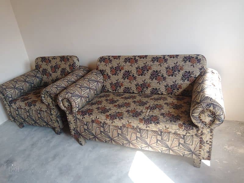 new condition sofa set 1