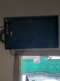 LED 32 inch 10/10 Condition 2 month only used