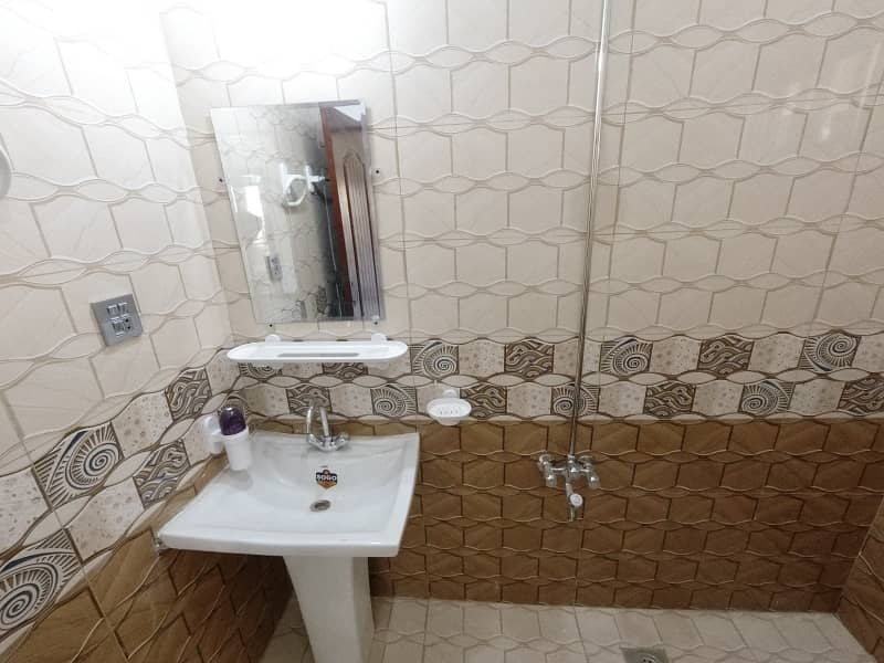 Lower Portion For Rent In G-13/4 Islamabad 5