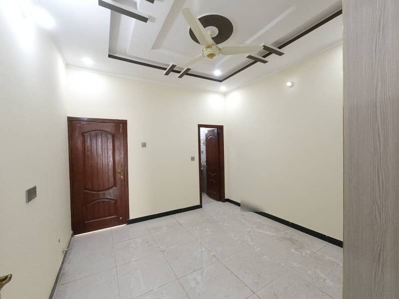 Lower Portion For Rent In G-13/4 Islamabad 6