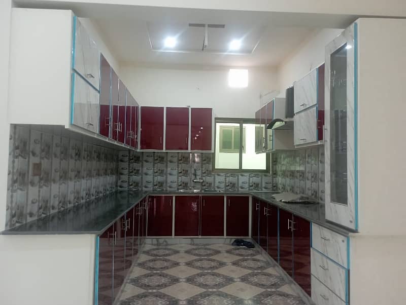 9 Marla New Villa For Sale In Khayaban Colony No 2 Madina Town 6