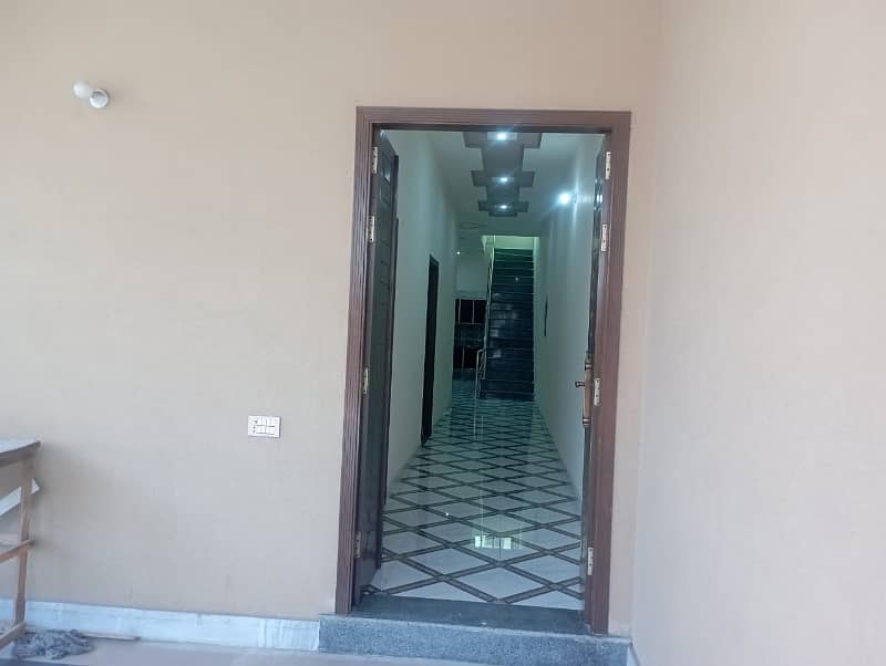 9 Marla New Villa For Sale In Khayaban Colony No 2 Madina Town 17