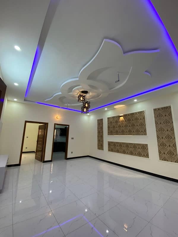 10 Marla New Built Modern Villa For Sale In Faisal Town 3