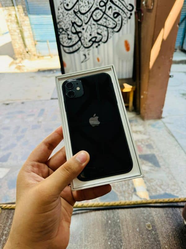 Apple iPhone 11 64GB memory full box 03193220564 0