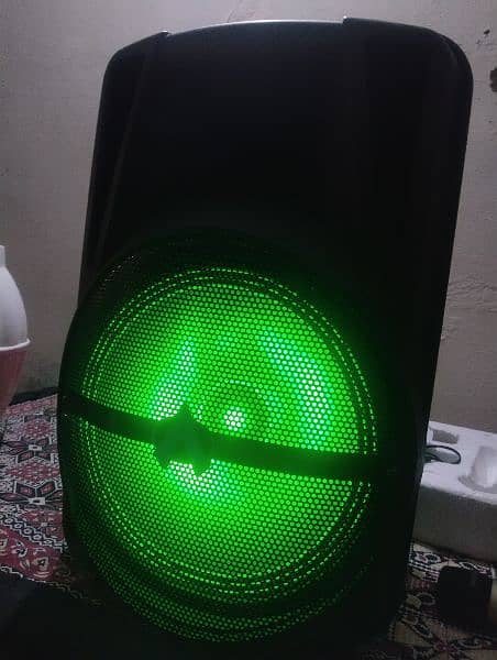 MH30 Audonic speaker for sale urgent 1