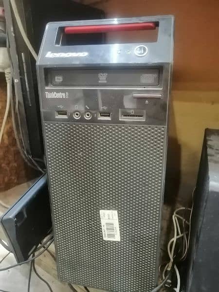 am selling my computer with accessories 3